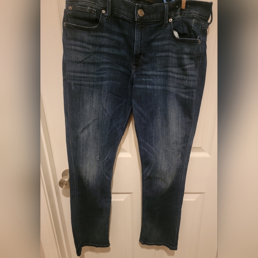 Express size12 cropped skinny mid rise without rips